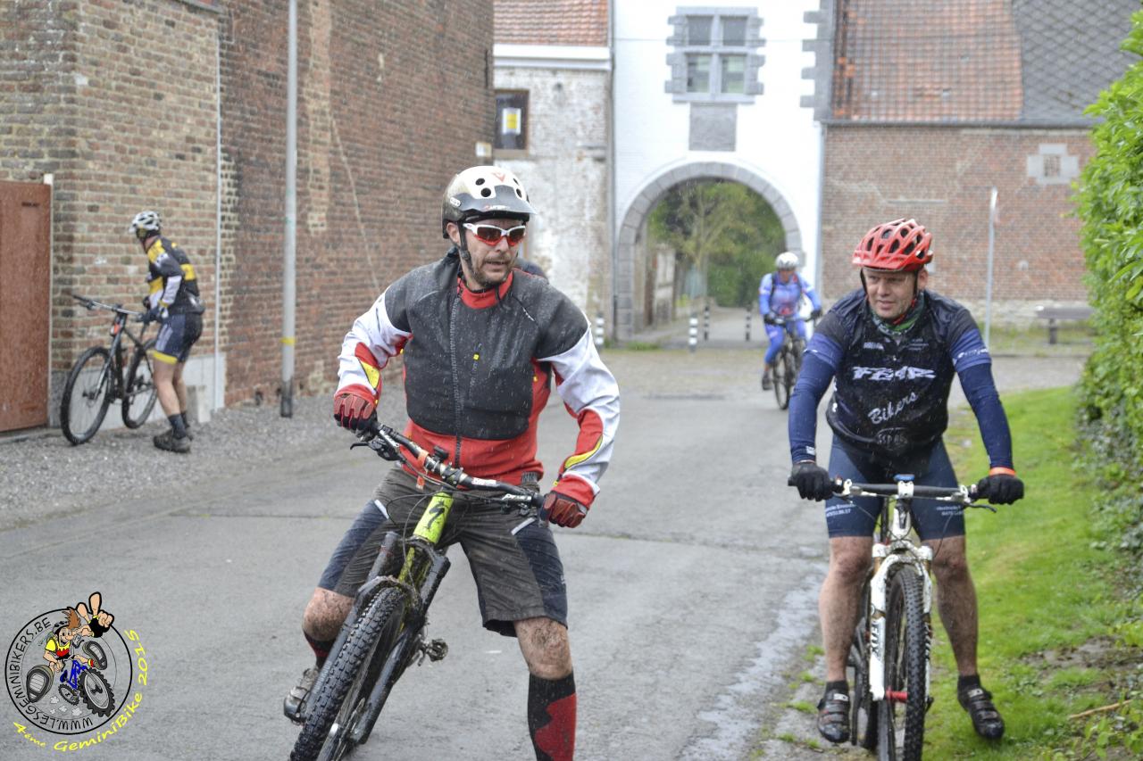 PISCINE     PRISON  VTT 322