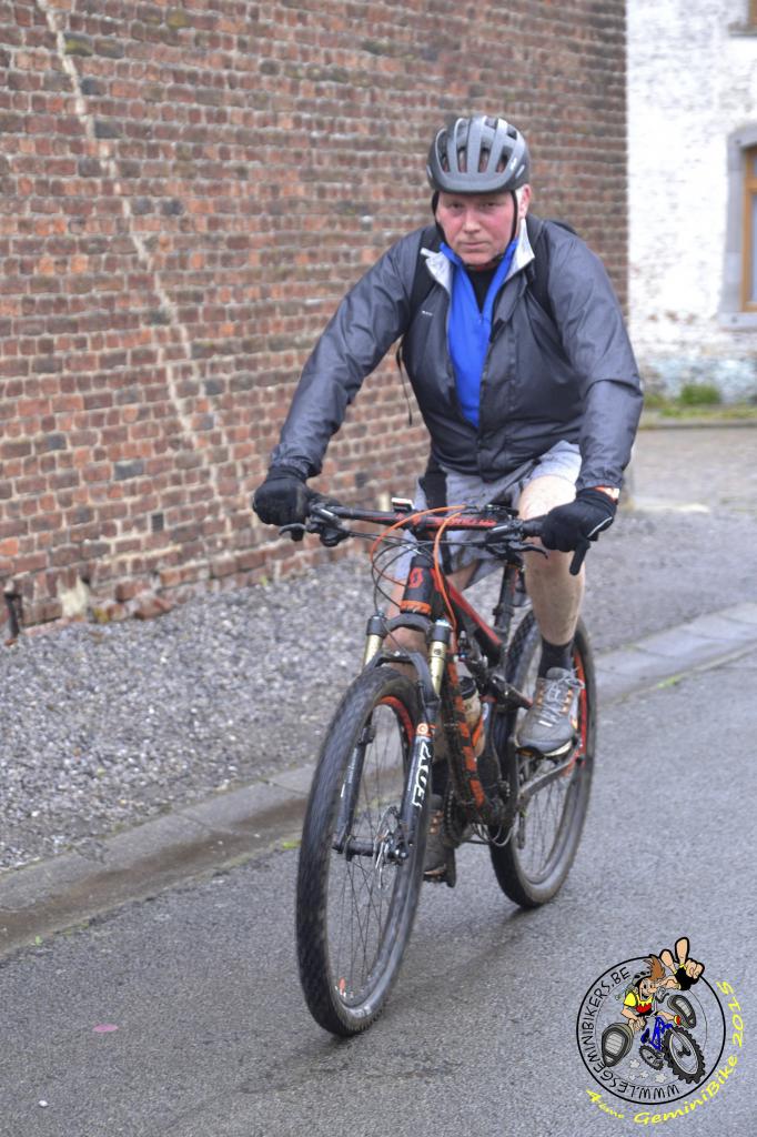 PISCINE     PRISON  VTT 346