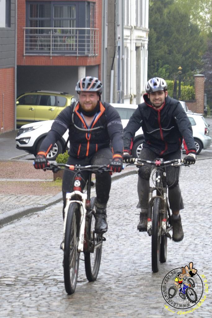 PISCINE     PRISON  VTT 360